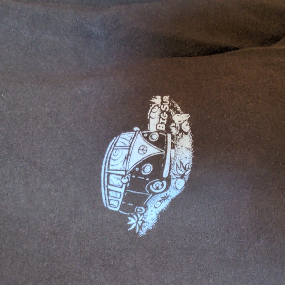 Gilden Surfer Big Sur VW T Shirt - Picture 2 of 6
